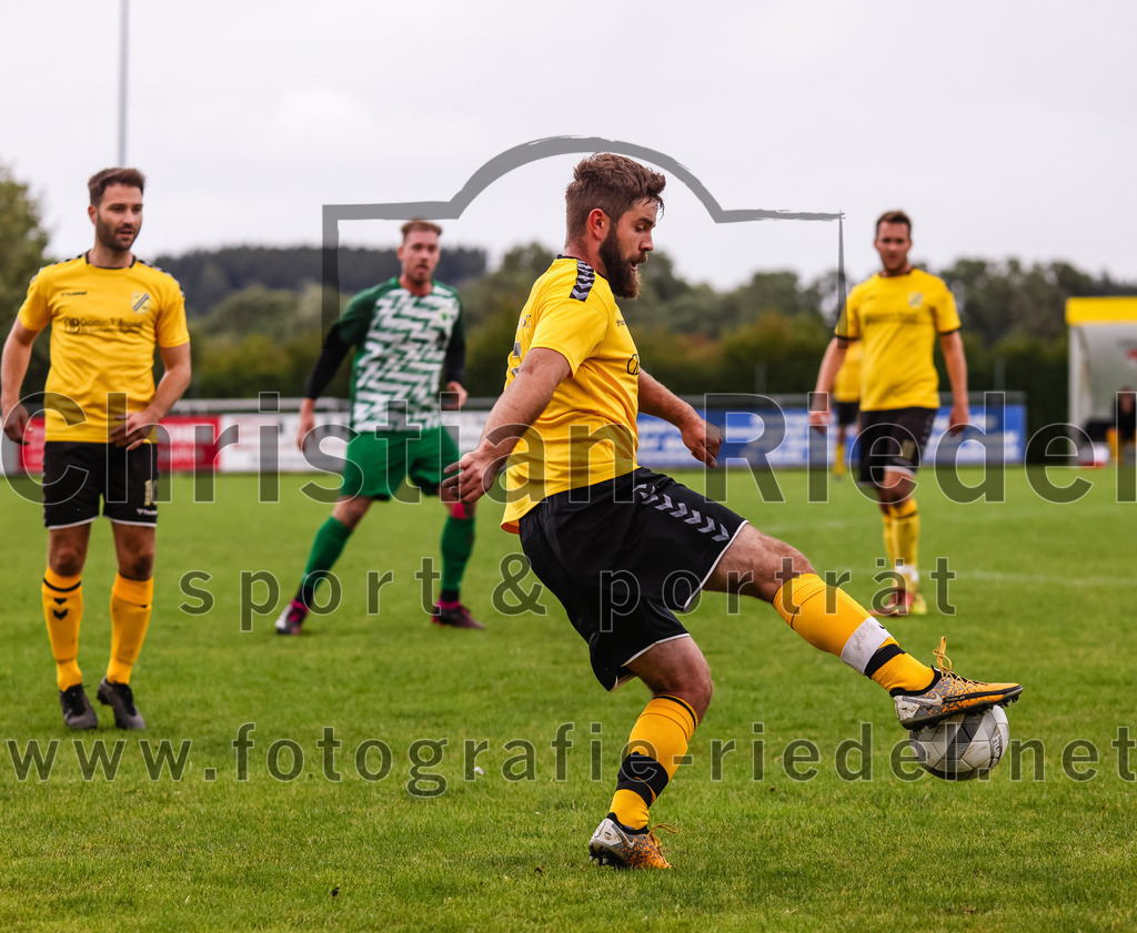 2023-08-06_070_SC_Kirchasch_gegen_SV_Eichenried | Bockhorn, Deutschland, 06.08.2023:
Fußball, Kreisliga 2023 / 2024, 2. Spieltag, SC Kirchasch gegen SV Eichenried, Endergebnis: 3:1

Igor Thomas (SC Kirchasch, #7)

Foto: Christian Riedel / fotografie-riedel.net