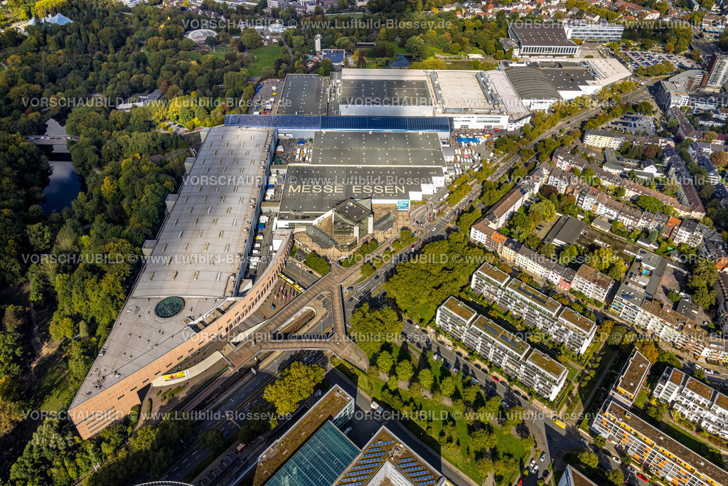Essen241002065 | Luftbild, Messe Essen mit Grugahalle, Gesamtübersicht, Rüttenscheid, Essen, Ruhrgebiet, Nordrhein-Westfalen, Deutschland