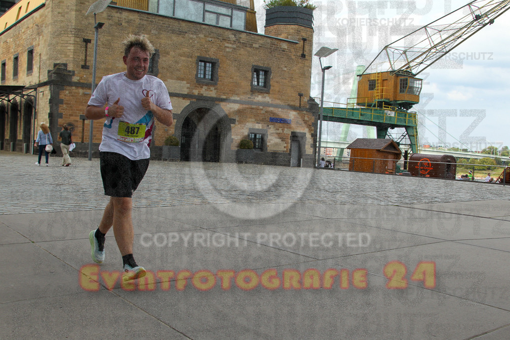 250920_1531_EV4_9027 | Sportfotografie im Rhein-Sieg Kreis, Köln, Bonn, NRW, Rheinland Pfalz, Hessen, etc. Unser Tätigkeitsfeld umfasst den Laufsport vom Volkslauf über den Marathon, Duathlon, Triathon bis zum Ultralauf wie Kölnpfad Ultra oder Schindertrail.