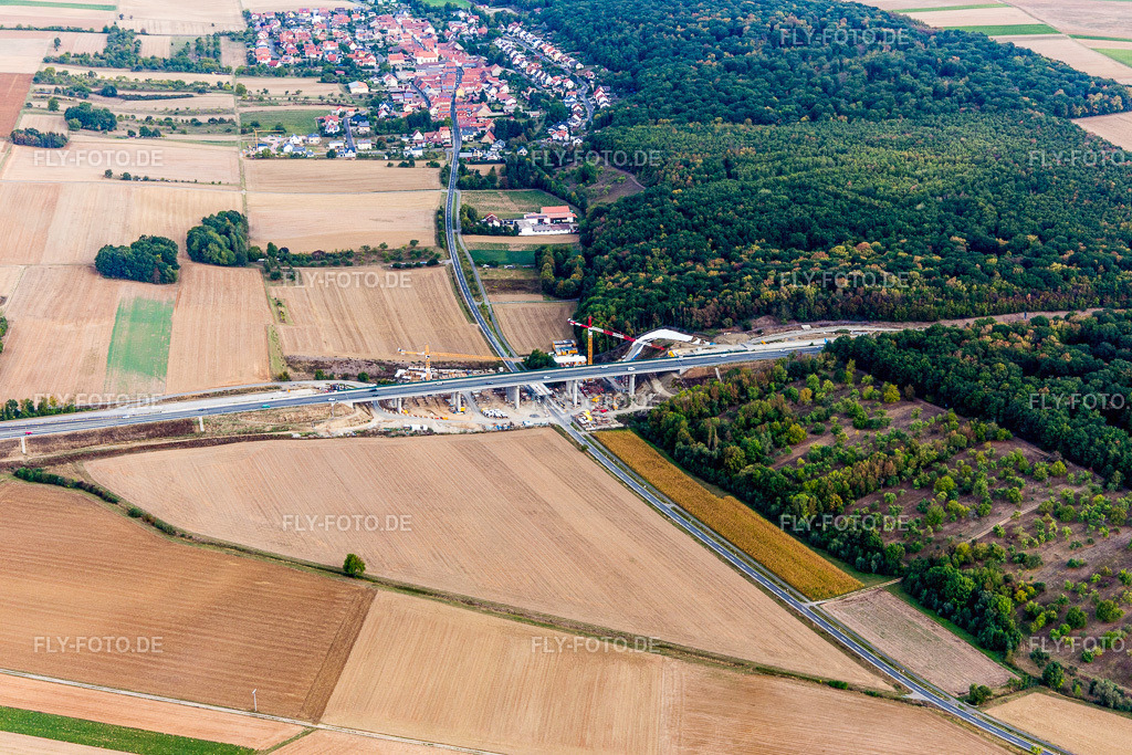 Schraudenbach, A7 | Luftbild: Schraudenbach, A7 im Ortsteil Schraudenbach in Werneck im Bundesland Bayern in Deutschland. Foto: IMG_111321.jpg vom 09.09.2018 durch Werner Riehm/FLY-FOTO.de - Realisiert mit Pictrs.com