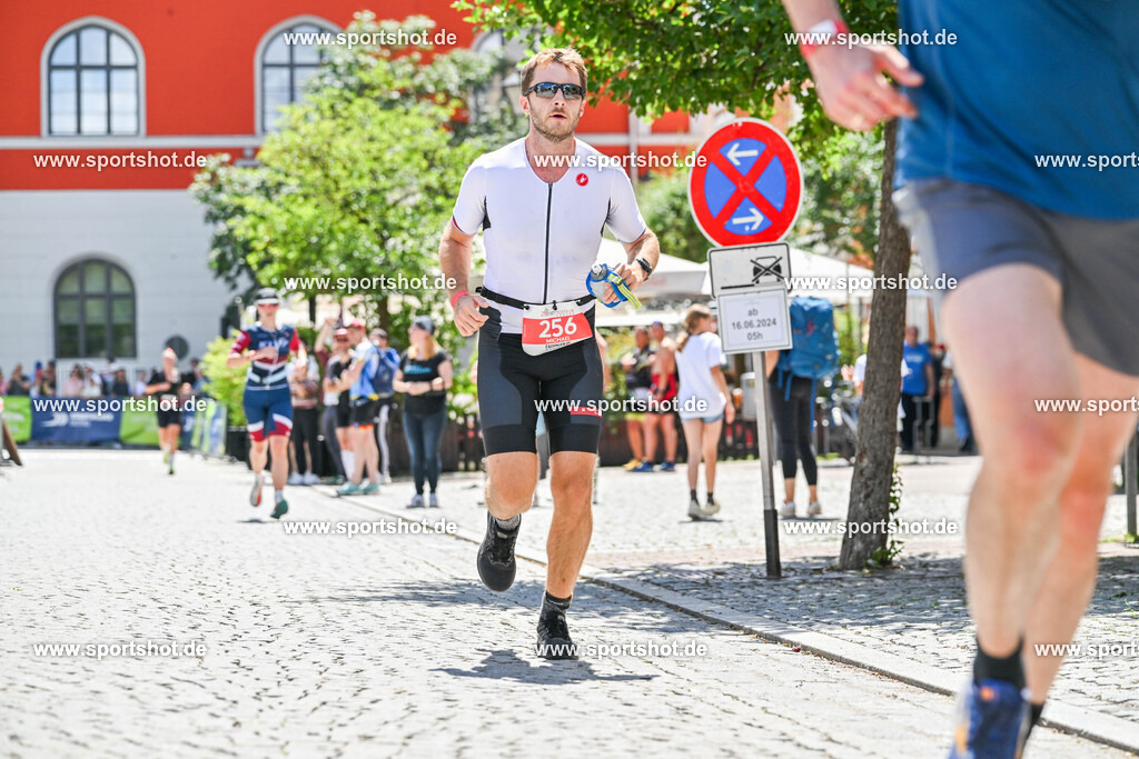 DSC_9600 | Stadttriathlon Erding                                          #yourpictrs                                                         PhotoCredit: www.sportshot.de
