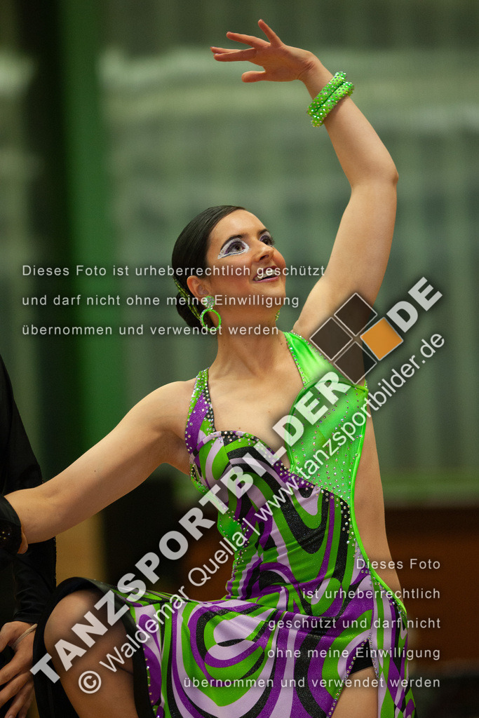 20090124-10065 | Hier finden Sie Tanz Bilder vom Latein und Standard Formationen tanzen. Sportbilder vom Tanzsport. Schöne Fotos und von Weltmeisterschaft, Europameisterschaft, Bundesliga, Regionalliga, Oberliga und Landesliga sowie von GOC Stuttgart, DanceComp, WM Bremen