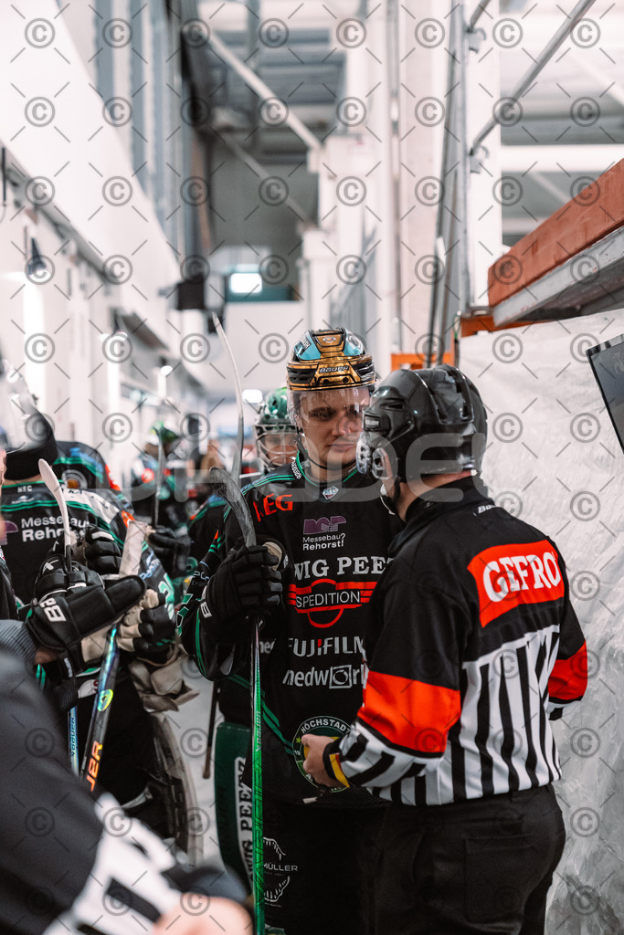 Alligators_vs_Fuessen_21_11_2025-054 | Höchstadt Alligators Fotogalerie: Eishockey-Action aus Franken. Professionelle Spielfotos, Portraits & Stadionbilder zum Download. Jetzt entdecken! - Realisiert mit Pictrs.com
