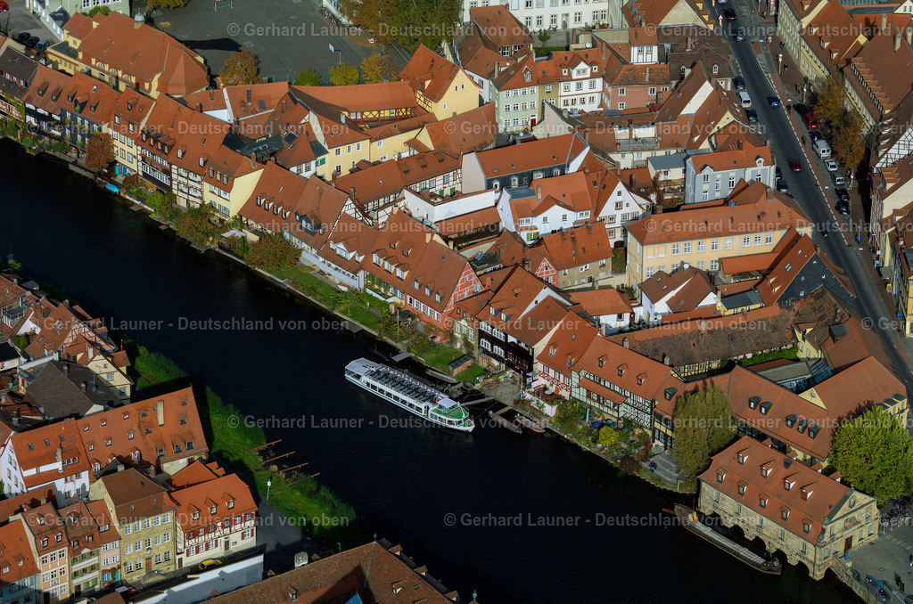 3198112 | Klein Venedig, BAMBERG 07.09.2021 Altstadtbereich und Innenstadtzentrum am Flusslauf des Linker Regnitzarm in Bamberg im Bundesland Bayern, Deutschland. // Old Town area and city center on Flusslauf of Linker Regnitzarm in Bamberg in the state Bavaria, Germany. Foto: Gerhard Launer