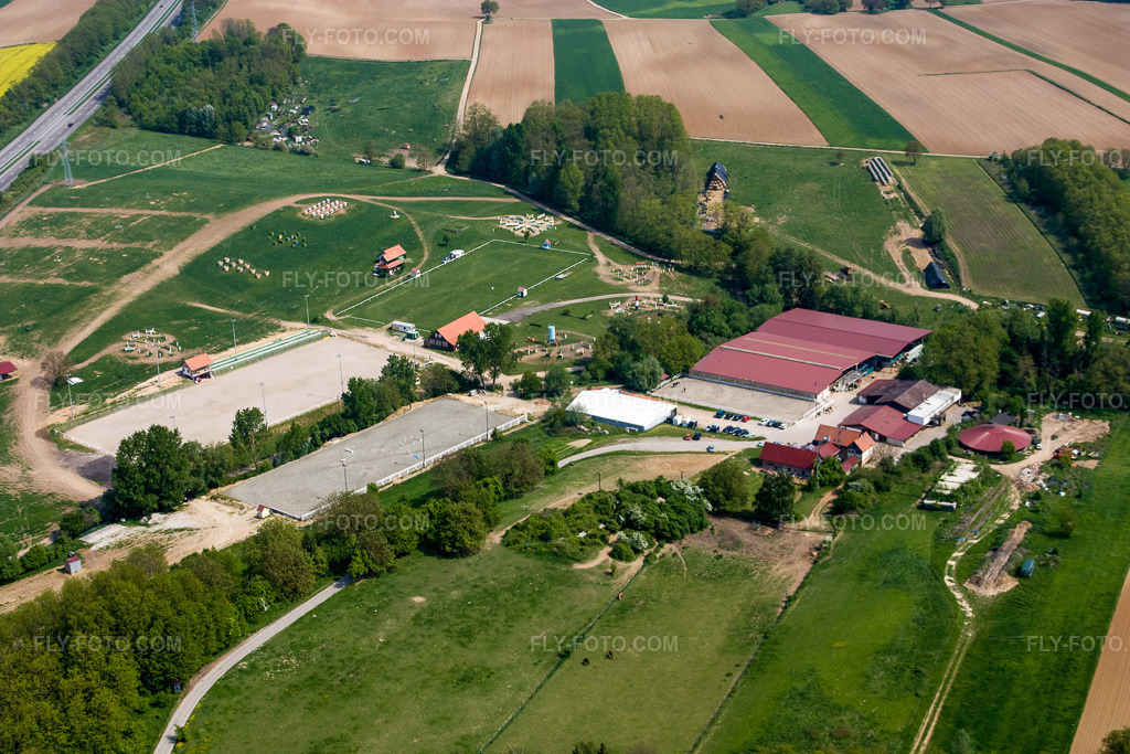 Aerial view: Haras de la Née in Neewiller-près-Lauterbourg in the state Bas-Rhin, France.Photo: IMG_18140.jpg taken on 05/03/2009 by Werner Riehm/FLY-FOTO.comResolution of the original: 4272 x 2848 px
