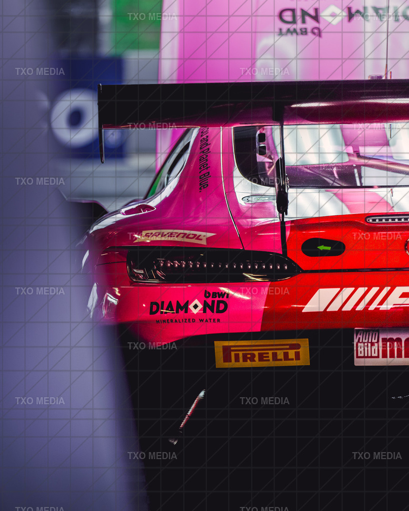 _TXM4845 | Exklusive Motorsport-Fotografie aus Leipzig von TXO Media – für Rennfahrer, Teams & Sponsoren. Sausemuth liefert starke Bilder, die Emotion zeigen. Jetzt buchen & glänzen! - Realisiert mit Pictrs.com