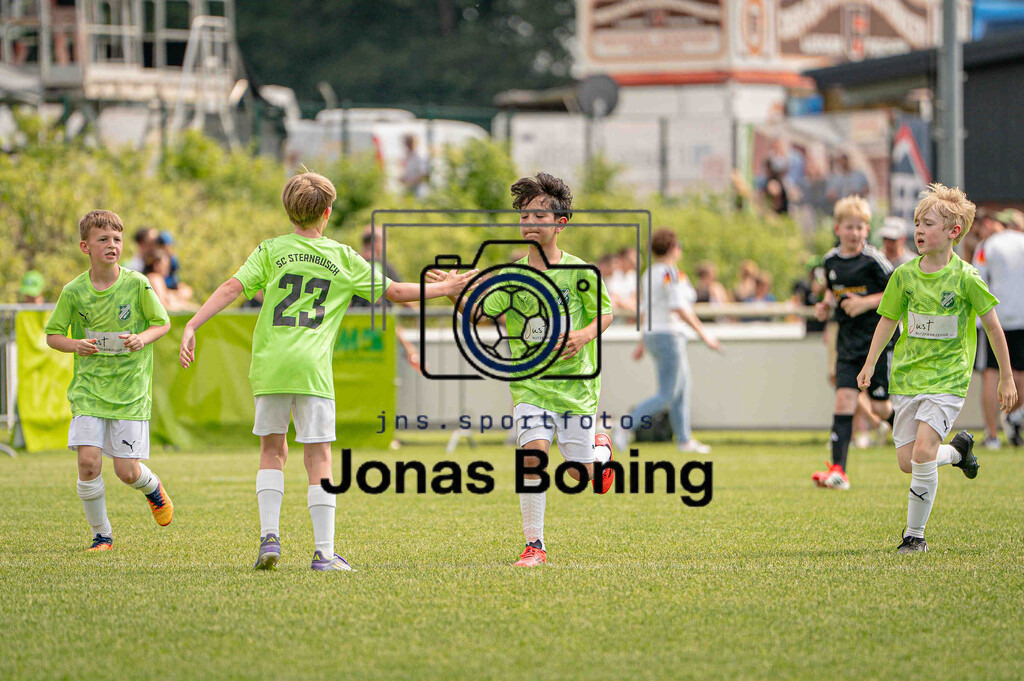 Fußball I E-Junioren I Saison 2025-2026 I OM-Cup Lüsche I Samstag  I 22892 | jns.sportfotos - Realisiert mit Pictrs.com