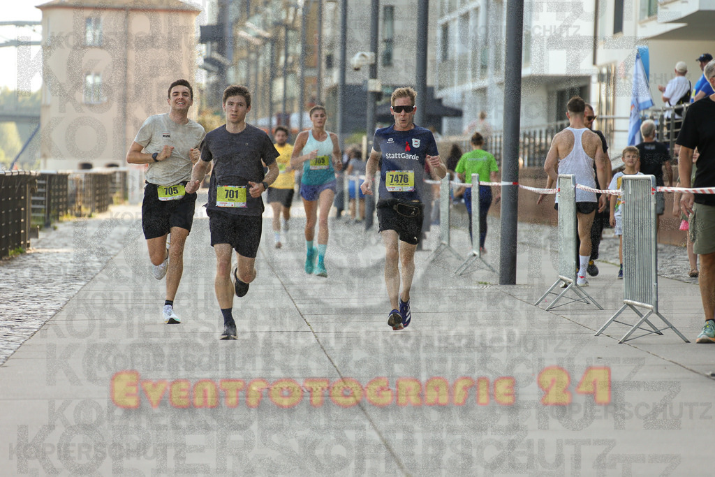 250920_1444_EX1_7421 | Sportfotografie im Rhein-Sieg Kreis, Köln, Bonn, NRW, Rheinland Pfalz, Hessen, etc. Unser Tätigkeitsfeld umfasst den Laufsport vom Volkslauf über den Marathon, Duathlon, Triathon bis zum Ultralauf wie Kölnpfad Ultra oder Schindertrail.