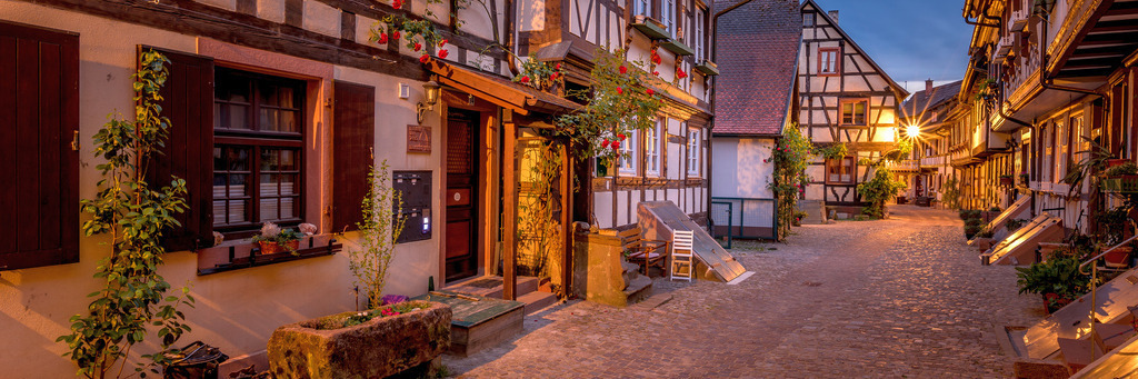 gengenbach_0805-87 | <div id="allefotografen-seal-verified-green"></div><script src="https://www.allefotografen.de/956728/seal-verified-green/seal.js" async="async"></script> - Realisiert mit Pictrs.com