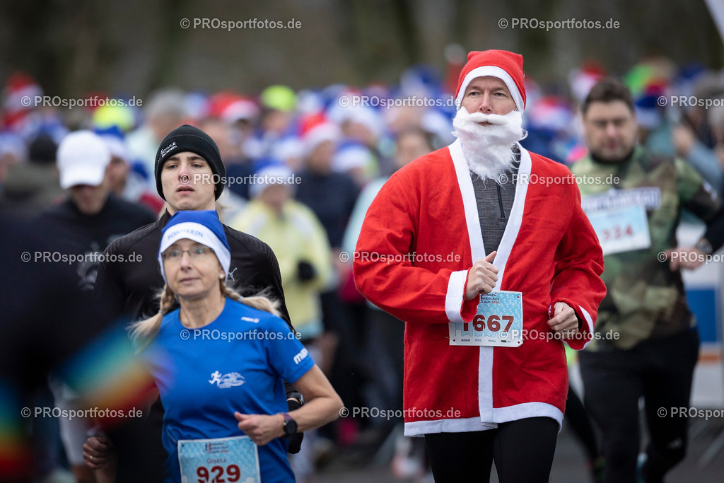 Bonner Nikolauslauf in Bonn, 08.12.2024 | Impressionen vom Bonner Nikolauslauf am 08.12.2024 in Bonn (Freizeitpark Rheinaue). Foto: BEAUTIFUL SPORTS/Axel Kohring