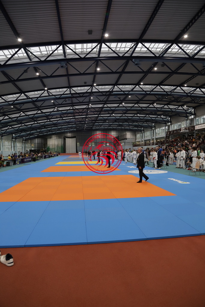 IMG_9086 | Fotos vom Adler Cup - Pictures from Adler Cup

Hier findet Ihr alle Eindrücke und großen Momente der Adler Cup Wochenenden. Here you will find all impressions and great moments of the Adler Cup weekends. - Realisiert mit Pictrs.com