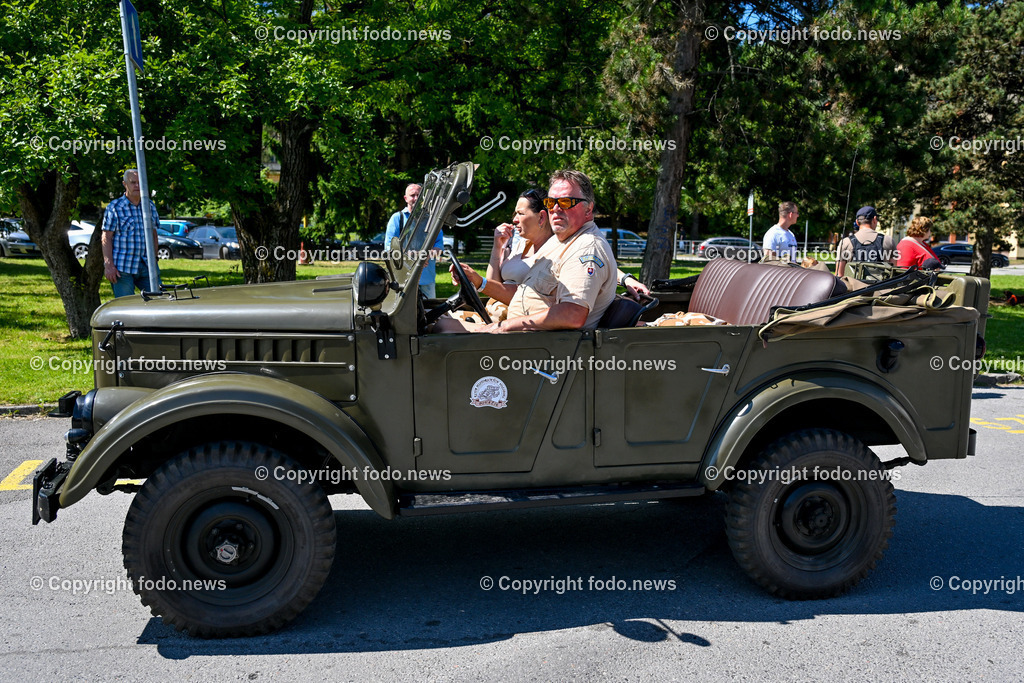 Slowakei_ Povazska Bystrica_ Veteran Tour Manin_ 14.06.2025-79 | 14.06.2025, Slowakei, SVK, Trenciansky kraj, Povazska Bystrica, im Bild Oldtimer Klub, Historische Fahrzeuge, Veteran Tour Manin, Auto, Alt, Besucher, Menschen, Feature, Symbolbild