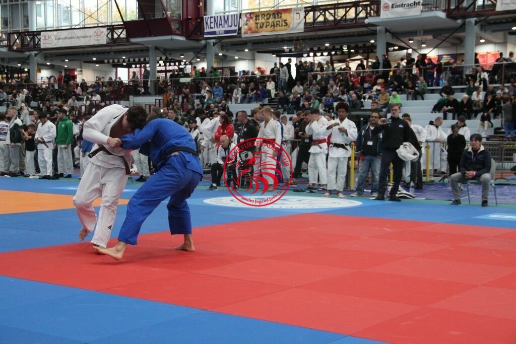 IMG_3513 | Fotos vom Adler Cup - Pictures from Adler Cup

Hier findet Ihr alle Eindrücke und großen Momente der Adler Cup Wochenenden. Here you will find all impressions and great moments of the Adler Cup weekends. - Realisiert mit Pictrs.com