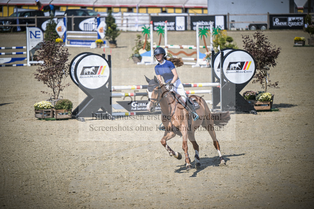 DOS_3243 | Entdecke hochwertige Reitturnierfotos von Foto Oger. Professionell, emotional und authentisch – jetzt Lieblingsmomente im Shop bestellen.Deutschlandweite Turnierfotografie. - Realisiert mit Pictrs.com
