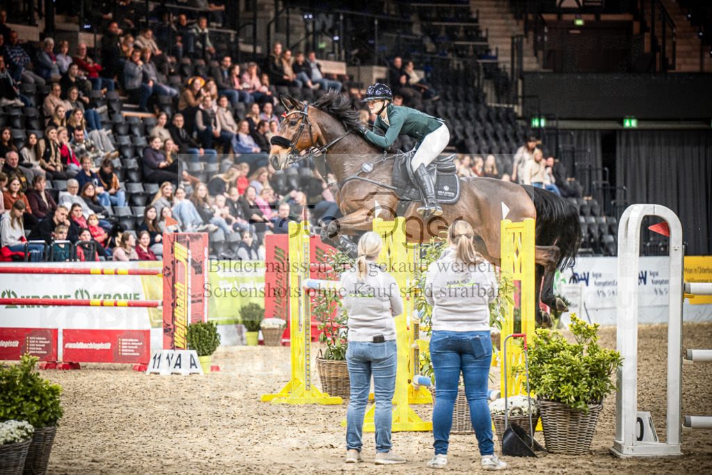 DOS_1853 | Entdecke hochwertige Reitturnierfotos von Foto Oger. Professionell, emotional und authentisch – jetzt Lieblingsmomente im Shop bestellen.Deutschlandweite Turnierfotografie. - Realisiert mit Pictrs.com