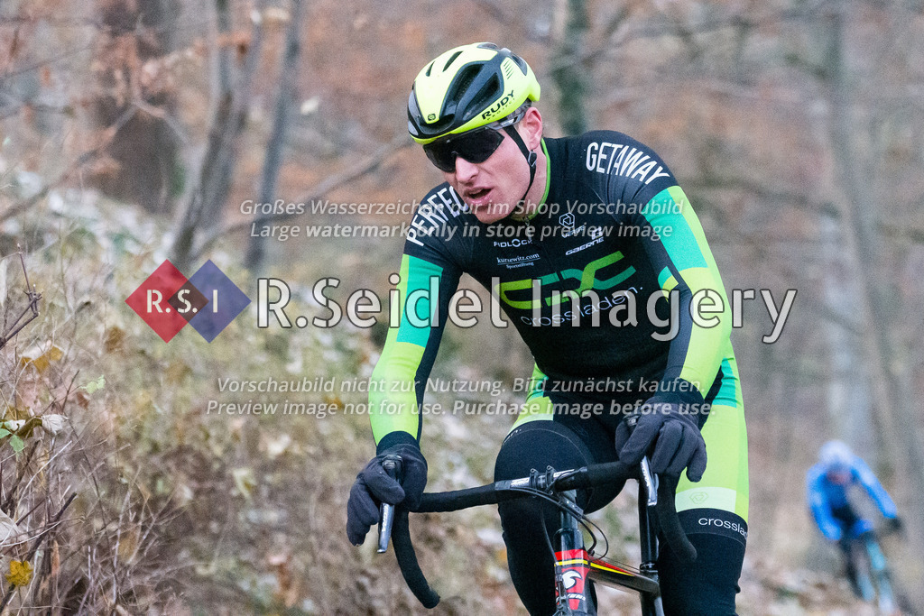 Radsport, 14. Lauf - Bikebeat Cyclo-Cross Bundesliga 2022/23 und 43. Harburger Weihnachtspreis im Stevens Cup 2022, Schwarzenbergplatz (Hamburg-Harburg), 18.12.2022 | Aus dem Rennen 6 / Männer Elite (Lizenzfahrer): 
Felix Paul (#6, crossladen.hobel.racing)