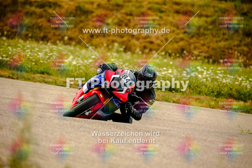 Chambley Juli-0711 | Hier findet Ihr Bilder von Touristenfahrten auf der Nürburgring Nordschleife oder von anderen Veranstaltungen die ich besucht habe. Viel Spass beim Durch Schauen 