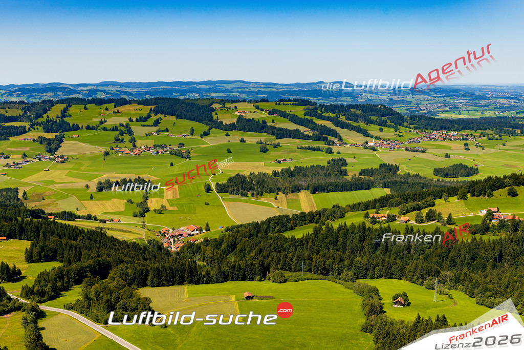 Klassische Luftaufnahme ohne Drohne zeigt:Kranzegg bei Rettenberg - Die Luftbildaufnahme wurde 2025 vom UL-Flugzeug heraus erstellt ( keine Drohne ) - Hochauflösende Luftaufnahme -Nicht vergleichbar mit Google Maps oder Satelittenbilder- Die Geschenkidee !Mit Lizenz und Bildrechte bestellbar