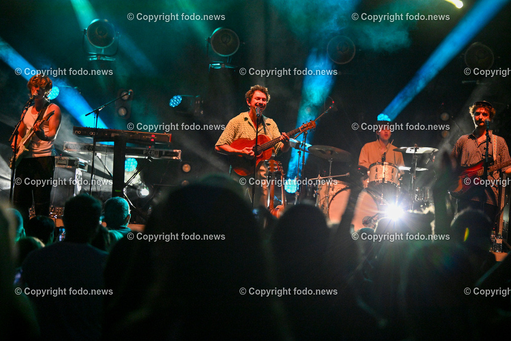 Posthof_ Julian le Play_ Open Air Konzert_ 25.08.2023-15 | 25.08.2023, Linz, AUT, Posthof, Open Air Konzert, im Bild Julian le Play (oesterreichischer Pop-Saenger, Songwriter), Rauschen Tour