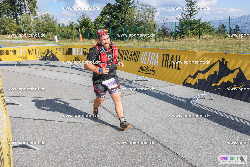 3Z7A7081 | Arberland Ultra Trail                                          #yourpictrs #sportshot_your_pictrs                @Sportshotphotography                                   Photo Credit: www.sportshot.de