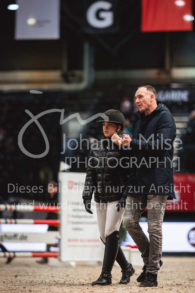 240119_Leipzig_PonyTrophy-533 | Deine schönsten Turniermomente als professionelle Fotos! Entdecke hochwertige Pferdesport-Fotografie im Online-Shop. Jetzt Fotos finden & bestellen!