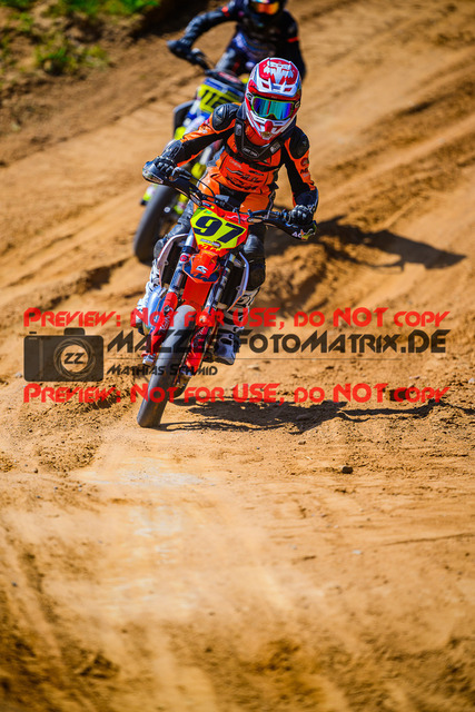 MaZZes_FotoMatrix_240512_6007705_9541 | ROOKIES