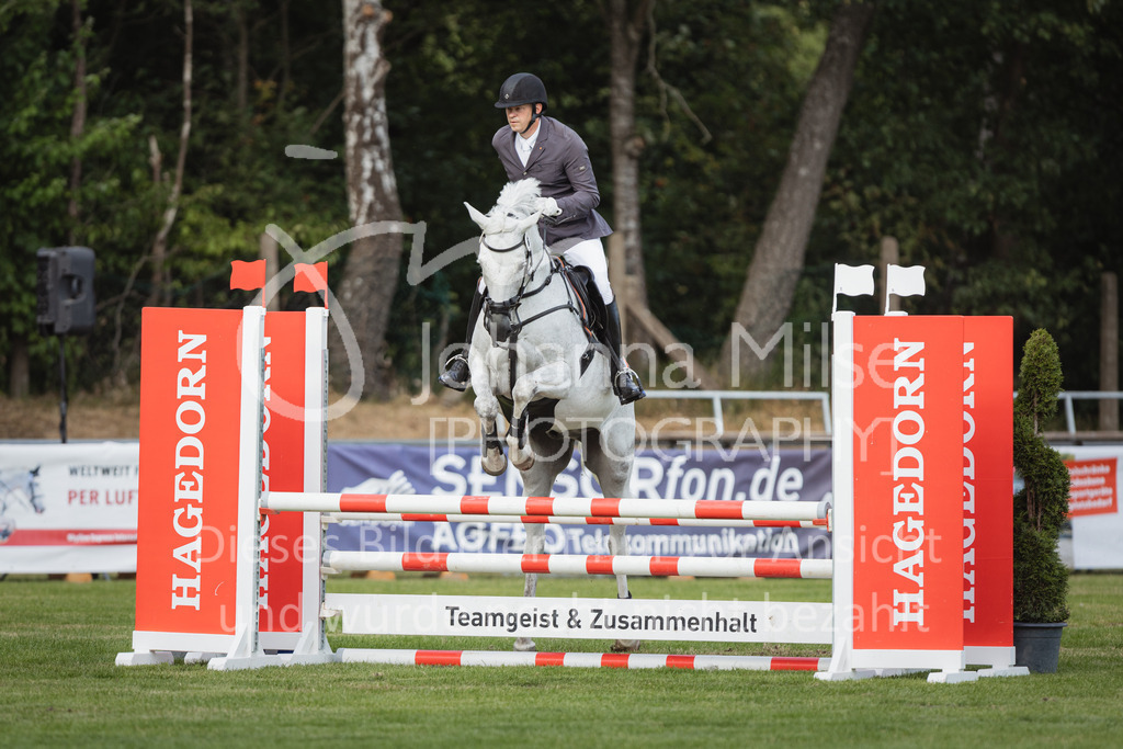 220714_LC_Stil-A2-226 | Deine schönsten Turniermomente als professionelle Fotos! Entdecke hochwertige Pferdesport-Fotografie im Online-Shop. Jetzt Fotos finden & bestellen!