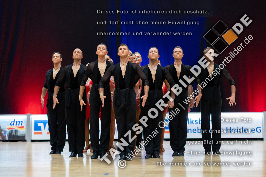 20230114-10906 | Hier finden Sie Tanz Bilder vom Latein und Standard Formationen tanzen. Sportbilder vom Tanzsport. Schöne Fotos und von Weltmeisterschaft, Europameisterschaft, Bundesliga, Regionalliga, Oberliga und Landesliga sowie von GOC Stuttgart, DanceComp, WM Bremen