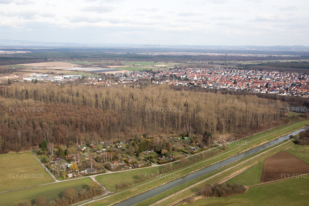 Luftbild: schrebergärten am Saalbachkanal im Ortsteil Graben in Graben-Neudorf im Bundesland Baden-Württemberg in Deutschland. Foto: IMG_086331.jpg vom 26.02.2016 durch Werner Riehm/FLY-FOTO.de