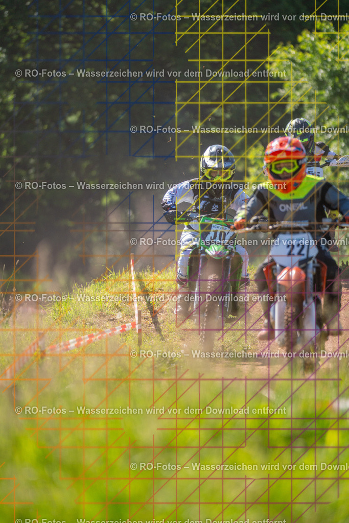 Wolfshausen 1 Lauf -314 | Sportfotografie von RO-Fotos: Motorsport, Motocross, Enduro, Laufveranstaltungen und Triathlon. Professionelle Fotos von Sportlern und Events. - Realisiert mit Pictrs.com