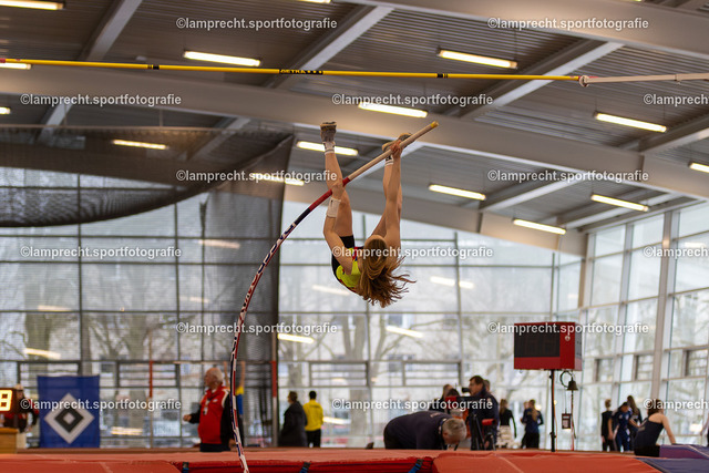 Leichtathletik I Landeshallenmeisterschaften 194 | Paula Löbe (SC Rönnau 74) - Realisiert mit Pictrs.com