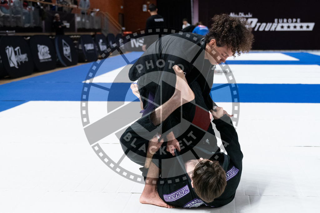20241012PBB3398 | Athletes compete during the AJP Tour Europe Continental Jiu-Jitsu Professional Championship on October 12, 2024 in Almere near Amsterdam, Netherlands. © Chiara Dazi / photoblackbelt