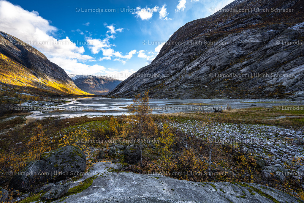 10047-10067 - Am Jostedalsbreen - Norwegen | Stockfoto und Bilderpool mit Bildmaterial aus Deutschland, dem Harz, Halberstadt, Quedlinburg, Wernigerode und weltweit. Qualitativ hochwertige und professionelle Fotos anschauen und kaufen. - Realisiert mit Pictrs.com