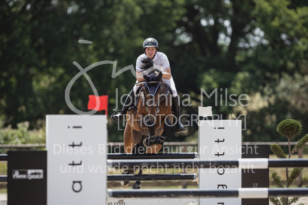 230624_PfSpTa_YoungsterM2-864 | Deine schönsten Turniermomente als professionelle Fotos! Entdecke hochwertige Pferdesport-Fotografie im Online-Shop. Jetzt Fotos finden & bestellen!