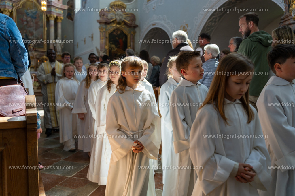 A7V02852 | Hier finden Sie die Online Foto-Galerie von fotograf-passau.com und marius-handrugan.de. Suchen Sie sich direkt Ihre Lieblingsbilder aus, ob als Ausdruck oder Download. - Realisiert mit Pictrs.com