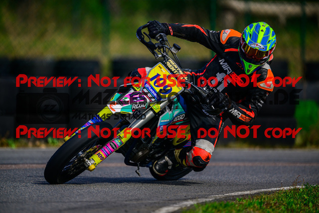 MaZZes_Fotomatrix_20250405_6007705_9541 | Fotograf Mathias Schmid
Sportfotograf,
Eventfotograf,
Hochzeitsfotograf,
Portraitfotograf