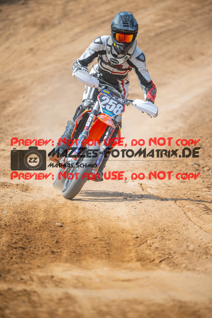 MaZZes-Fotomatrix-20260816-614800 | S2