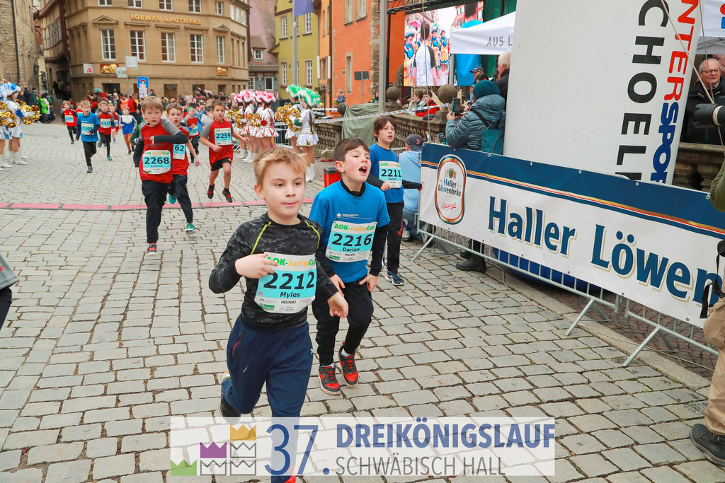 AOK JuniorCup 400m | 3Koenigslauf 2023 - Realisiert mit Pictrs.com