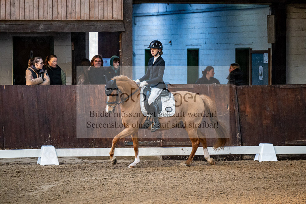 20240308-DOS_4915 | Entdecke hochwertige Reitturnierfotos von Foto Oger. Professionell, emotional und authentisch – jetzt Lieblingsmomente im Shop bestellen. - Realisiert mit Pictrs.com