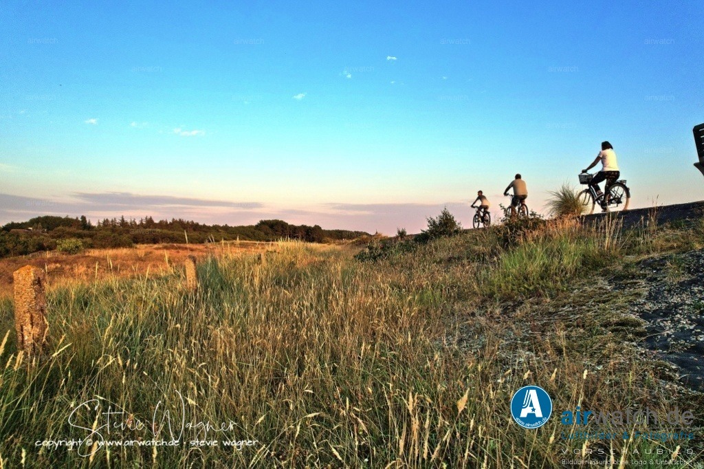St.Peter-Ording - Boehl | Entdecken Sie atemberaubende Luftbilder und Fotografien auf airwatch.de - Tauchen Sie ein in eine Welt voller faszinierender Aufnahmen aus der Vogelperspektive.
