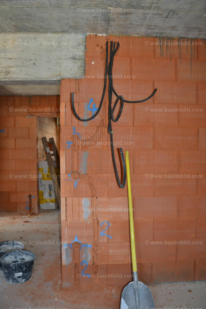 bib-lg07-mauerarbeiten-0255 | Nach LV-Leistungsgruppen sortierte Detailfotos über den Bau eines Hauses. Alle Hausbau-Bilder direkt vom Urheber und Autor der Website Haus-Selber-Bauen.com