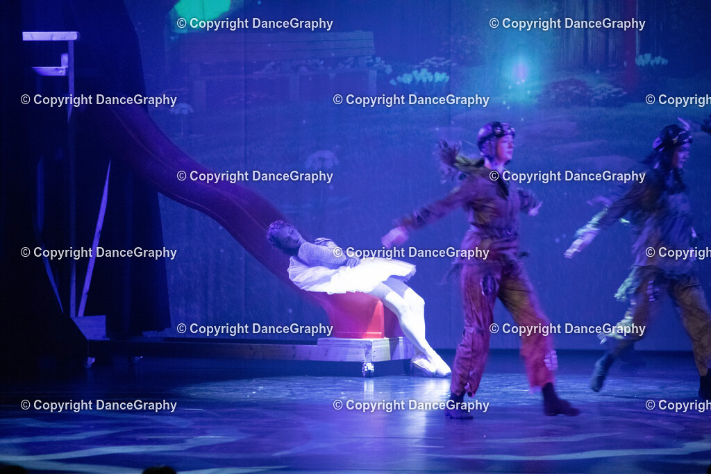 GPHY2293 | DanceGraphy - Realisiert mit Pictrs.com