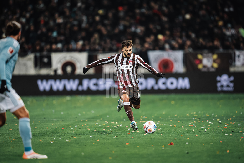 Fußball | Männer | Saison 2025/2026  | Fußball-Bundesliga | 11. Spieltag | FC St. Pauli vs. 1. FC Union Berlin | 23.11.2025 | Danel Sinani (#10, FC St. Pauli)