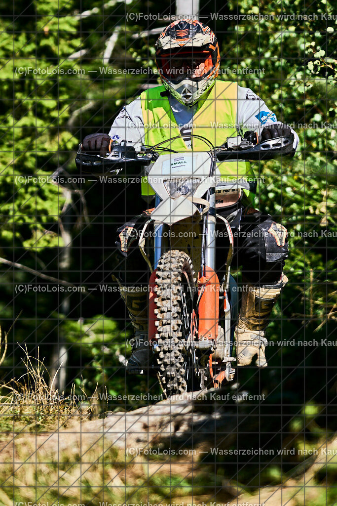 ALP7509_XXIX_GRANITBEISSER_Small-Schlussmotorrad | (C)FotoLois.com, Alois Spandl, 29. GRANITBEISSER - Mountainbike-Marathon in St. Georgen am Walde, SMALL 16 km, Sa 2. September 2023.
