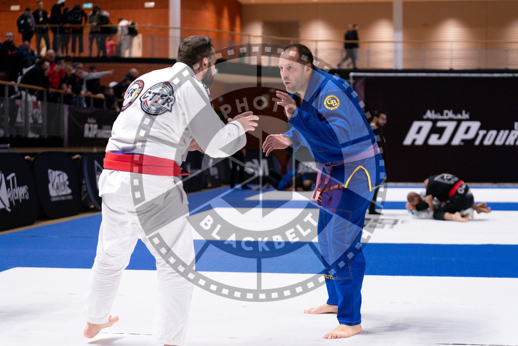 20241013PBB3399 | Athletes compete during the AJP Tour Europe Continental Jiu-Jitsu Amateurs & Masters Championship on October 13, 2024 in Almere near Amsterdam, Netherlands. © Chiara Dazi / photoblackbelt