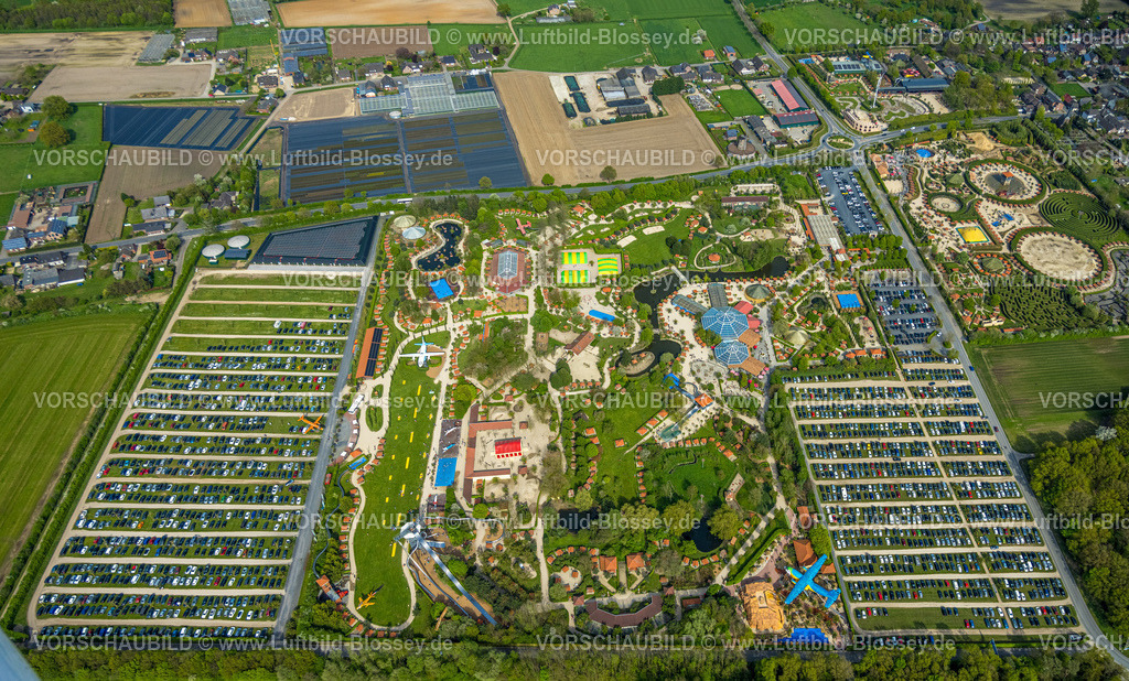 Kevelaer240402790SpielparadiesIrrland | Luftbild, Spielparadies Freizeitpark Irrland und Parkplätze, Alte Mühle Twisteden Ferienwohnungen, Twisteden, Kevelaer, Niederrhein, Nordrheon-Westfalen, Deutschland