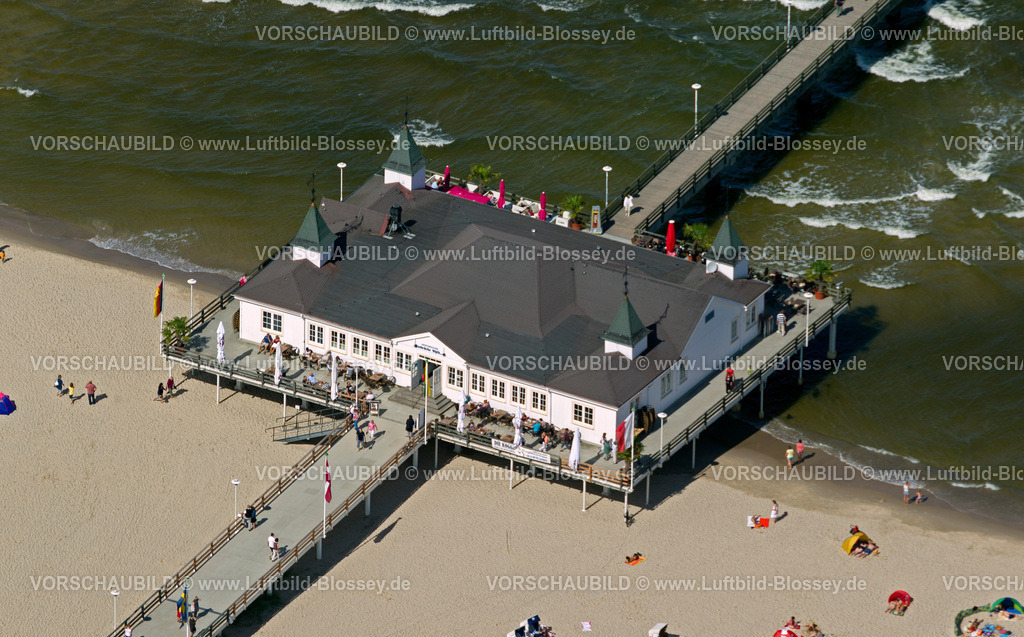 Usedom12083793Ahlbeck | Seebrücke Ahlbeck, Strand Albeck, Strandpromenade,  Ostseebad Heringsdorf, Ostsee, Usedom, Ostseeküste, Mecklenburg-Vorpommern, Deutschland, Europa 