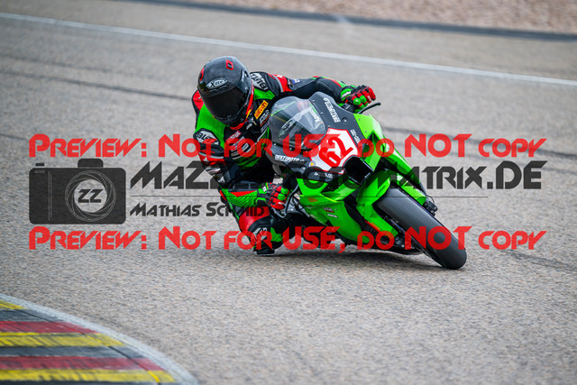 MaZZes_FotoMatrix_240503_6007705_6688 | STK1000