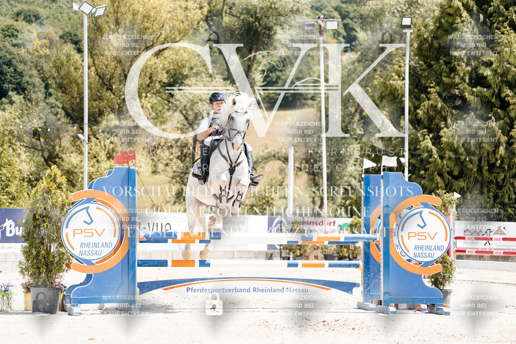 CK907836 | Turnierfotografie Pferdefotografie Trier Rheinland-Pfalz Pferdesport Reitsport Tierfotografie Sportfotografie Pferdevideo Pferdevideografie Equestrianvideography equestrianphotography  - Realisiert mit Pictrs.com
