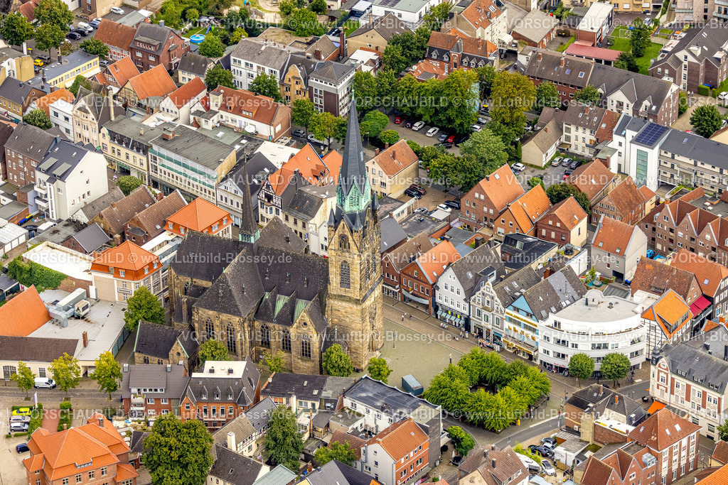 Ahlen230803282 | Luftbild, uftbild, St. Marien Kirche und Marienplatz, Ahlen, Ruhrgebiet, Nordrhein-Westfalen, Deutschland